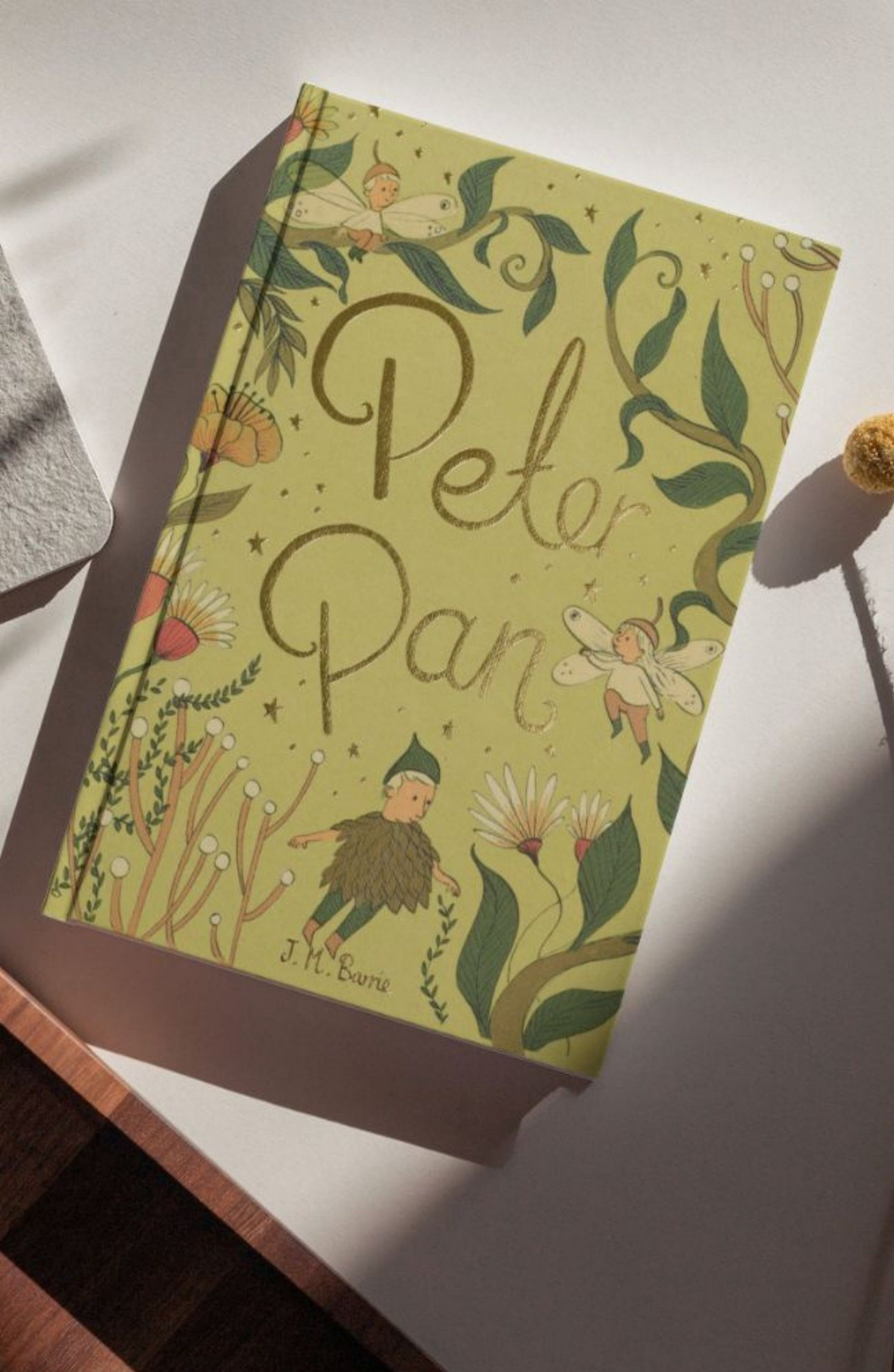 Classic Novels l Wordsworth Collectors Edition l J M Barrie’s Peter Pan, the classic tale of Never Never Land and the boy who never grows up. Now Only £9.99