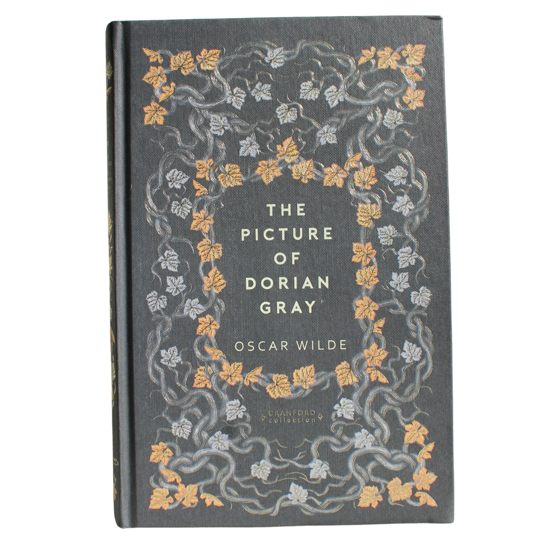 Classic Novels | Oscar Wilde | The Picture of Dorian Gray | Cranford Edition - This gothic novel explores the dark side of beauty and a man's quest for eternal youth - Now only £9.99