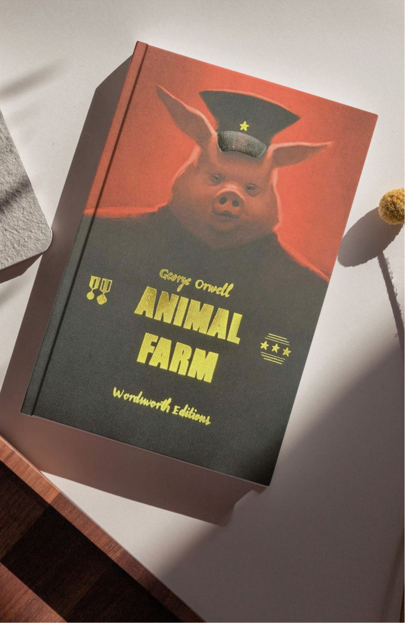 Classic Novels l Wordsworth Collectors Edition l Animal Farm - George Orwell. The animals’ revolution and its descent into corruption and control, Now Only £9.99