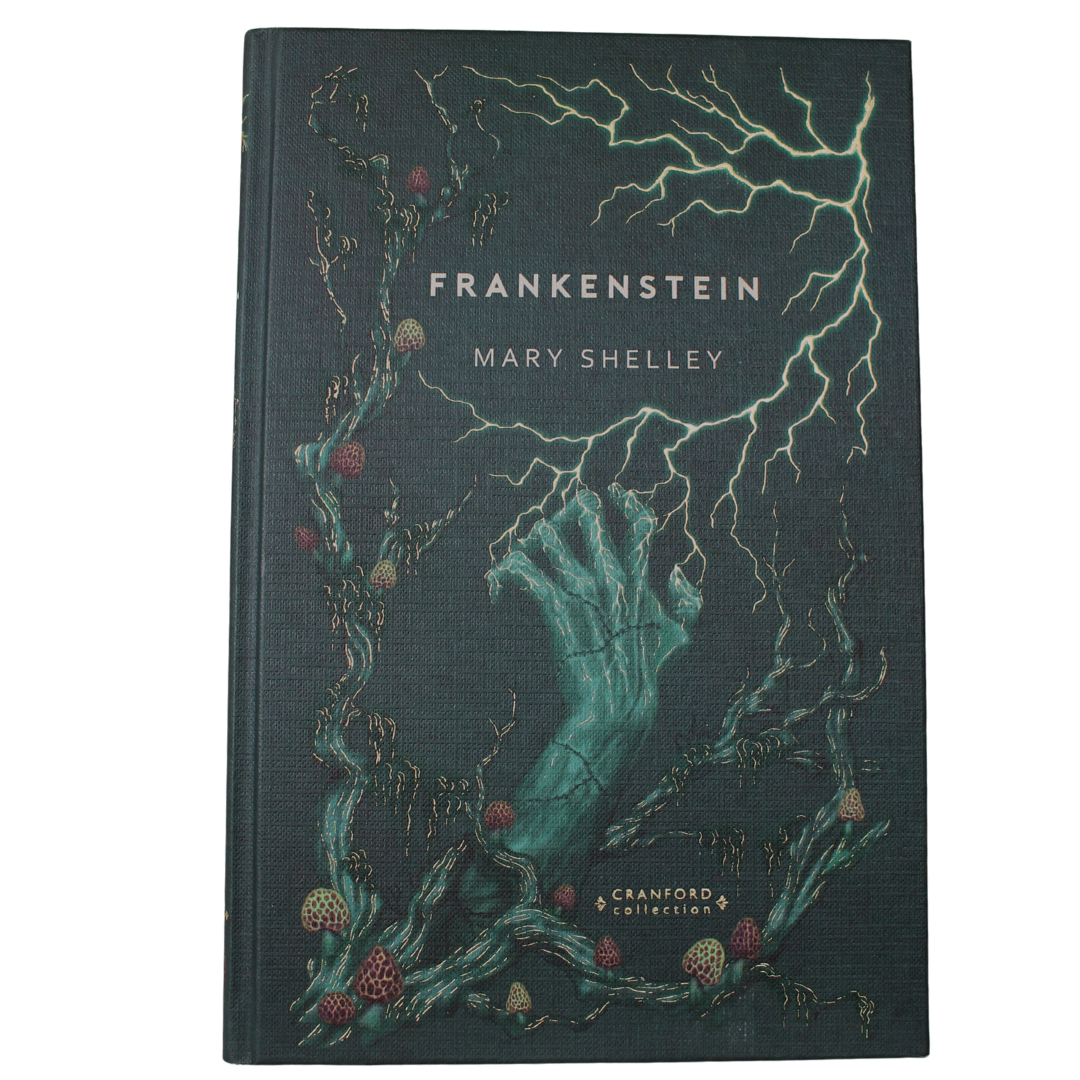 Classic Novels | Mary Shelly | Frankenstein | Cranford Edition - Sprayed Edges - Frankenstein a must-read for fans of classic horror and science fiction. - Now only £12.99